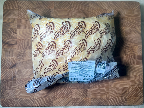 Сыр 1 кг ГОРНЫЙ СЫРОВАР (Паутинка со вкусом красной икры) в Альметьевске